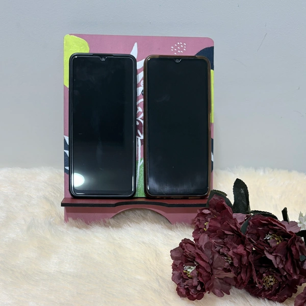 Double Mobile Holder 4