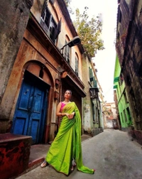 ZENY SILK CHECKERED SAREE WITH GLASS MIRROR MILANO FABRIC BLOUSE - Free Size, Parrot Green