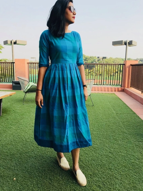 Shades Of Blue Checks Dress - M