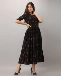 Myra Attractive Kurtis - S