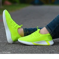 Trendy Men's Canvas Sport Shoes - Green, IND-7
