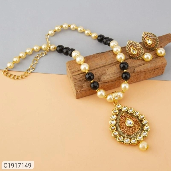 Pretty Gold Plated & Stone Necklace Set - Green, free size