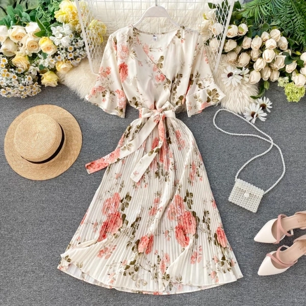 Chiffon Short Flare Sleeve Pleated Dress - M (Bust Size: 38 in, Length Size: 45 in) , crepe
