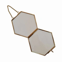 Hanging Vintage Frame - Hexagon - 5 x 7 Inch