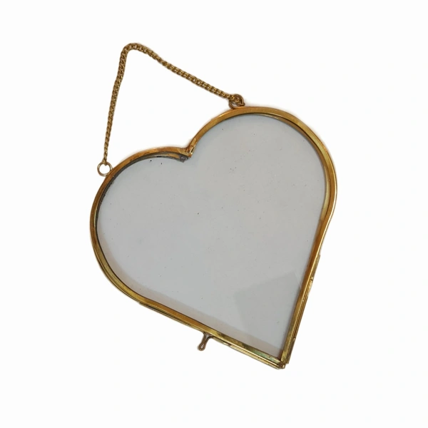 Hanging Vintage Frame - Heart - 6 inch