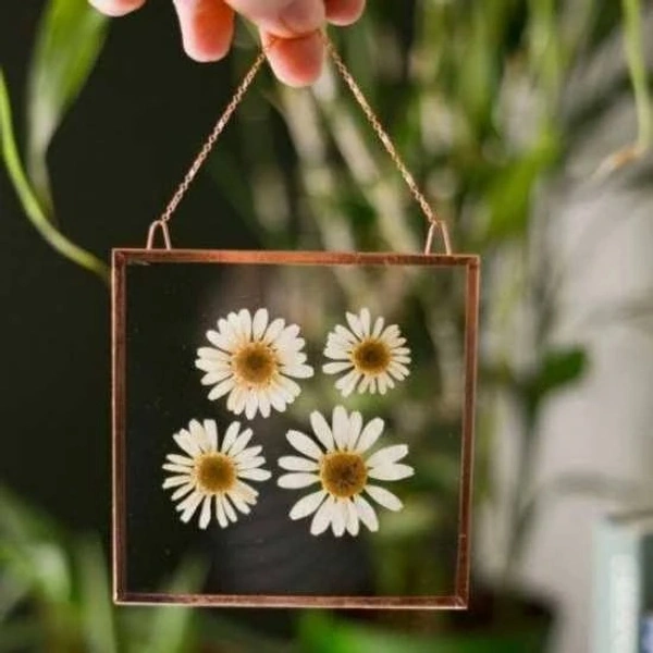 Hanging Vintage Frame - Square - 2 x 2 inch