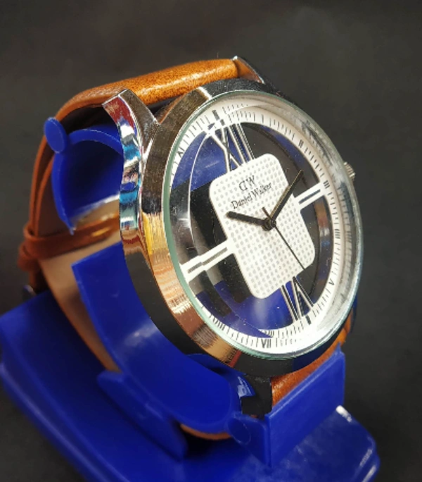 DANIEL WALKER DENIEL WALKER - TAN | WHITE