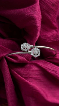 Anushka Adjustable Kada