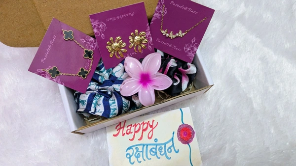 Max Rakshabandhan Gift Hamper For Sister - Scooter