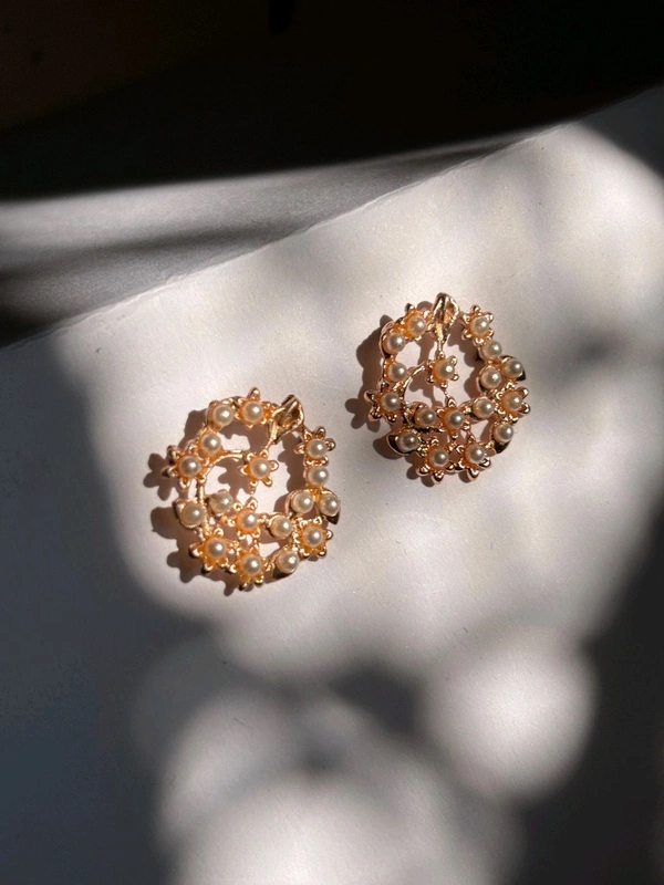 Pearl Floral Studs 