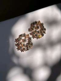 Sparkling Studs