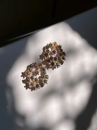 Sparkling Studs