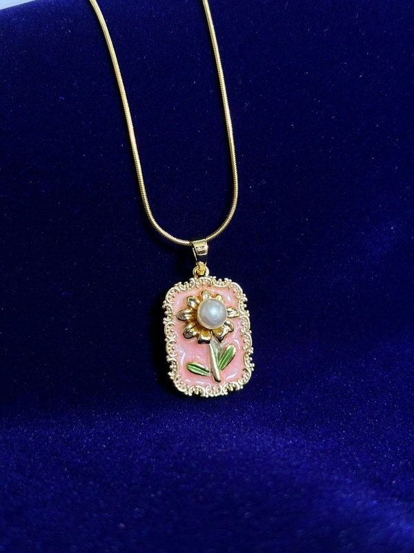 Floral 3D Pendant Necklace 