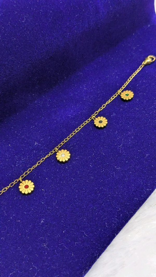 Floral Charm Bracelet 