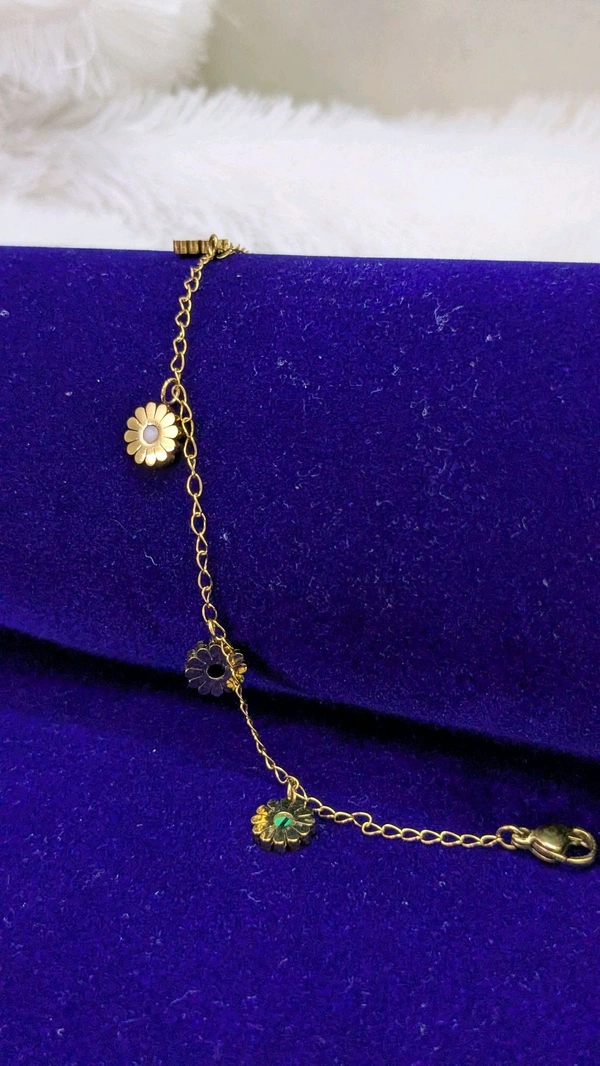 Floral Charm Bracelet 