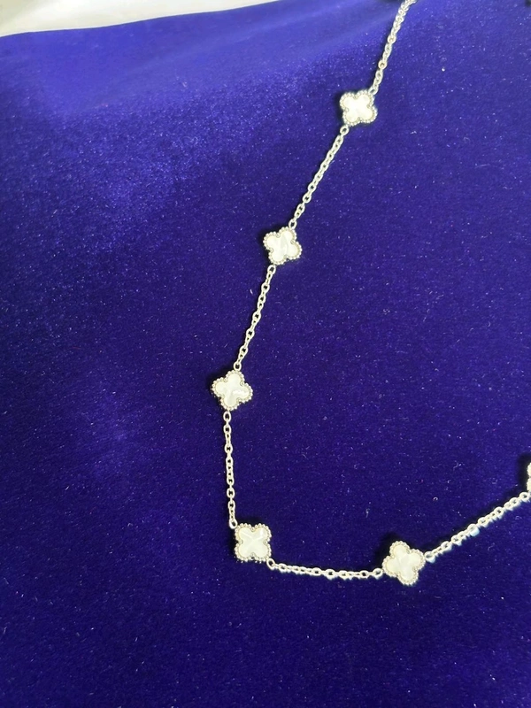 White Silver Clover Necklace