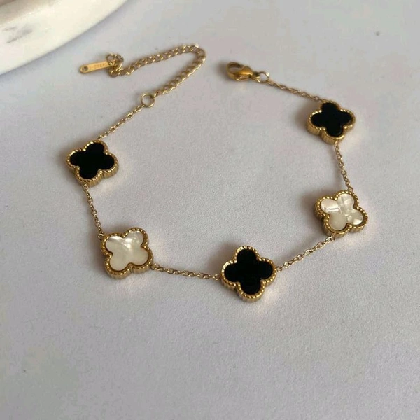 Zebra Clover Bracelet 