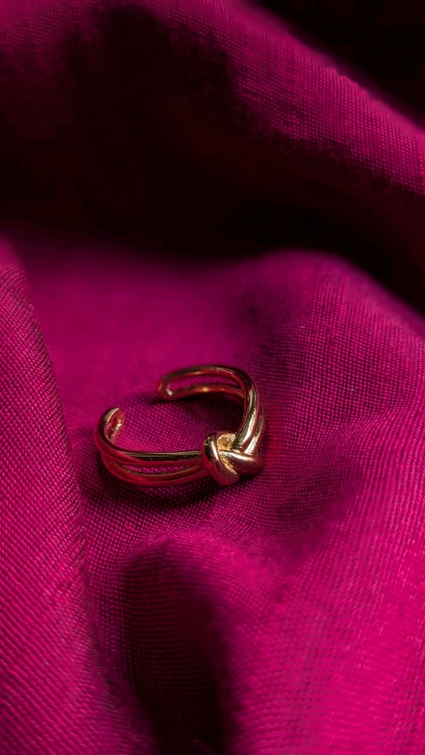 Knot Me Now