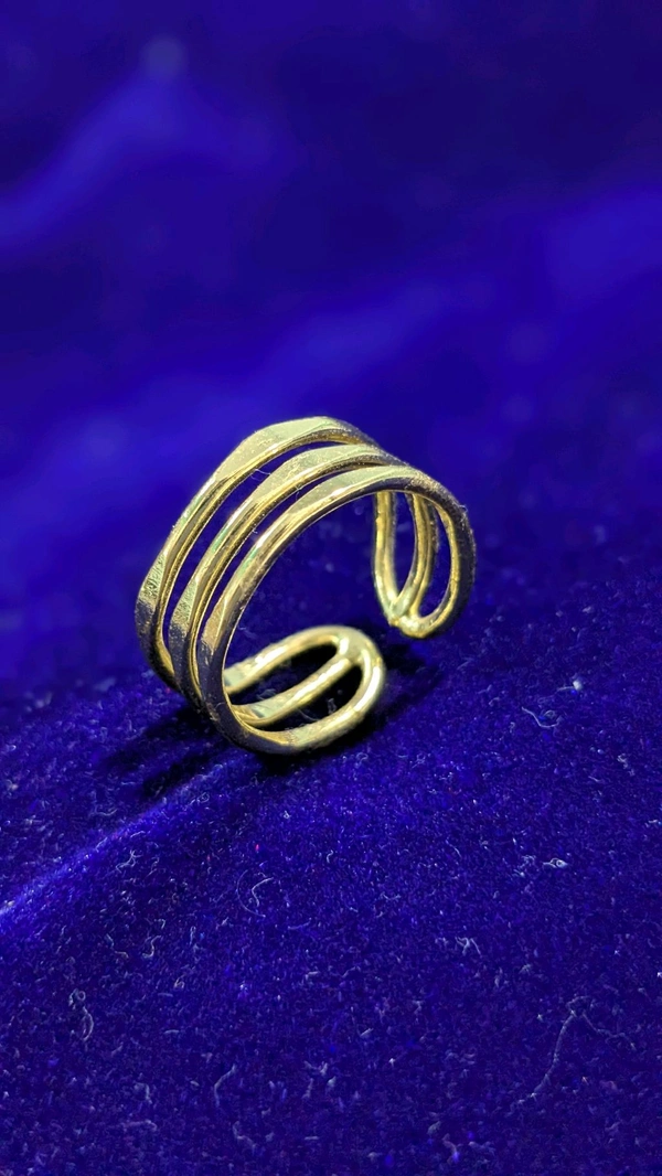 Reshma Adjustable Ring