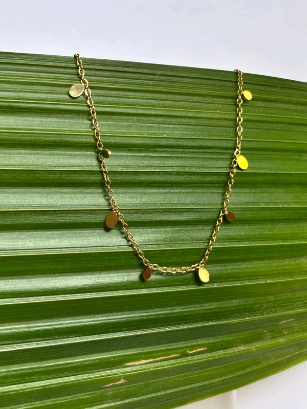 Riya Leaf Drop Necklace 