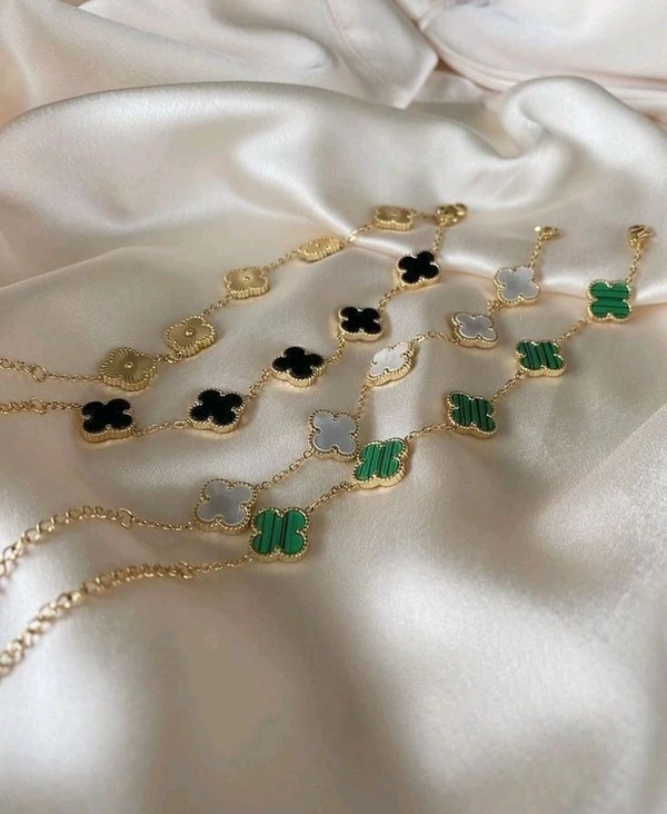 Green Clover Bracelet 