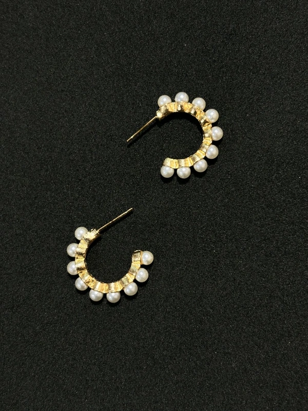 Pearl Hoops