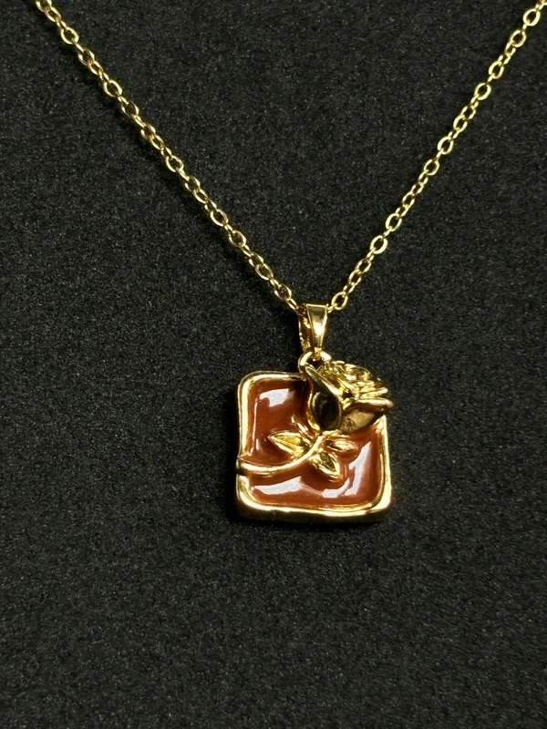3D Rose Pendant Necklace 