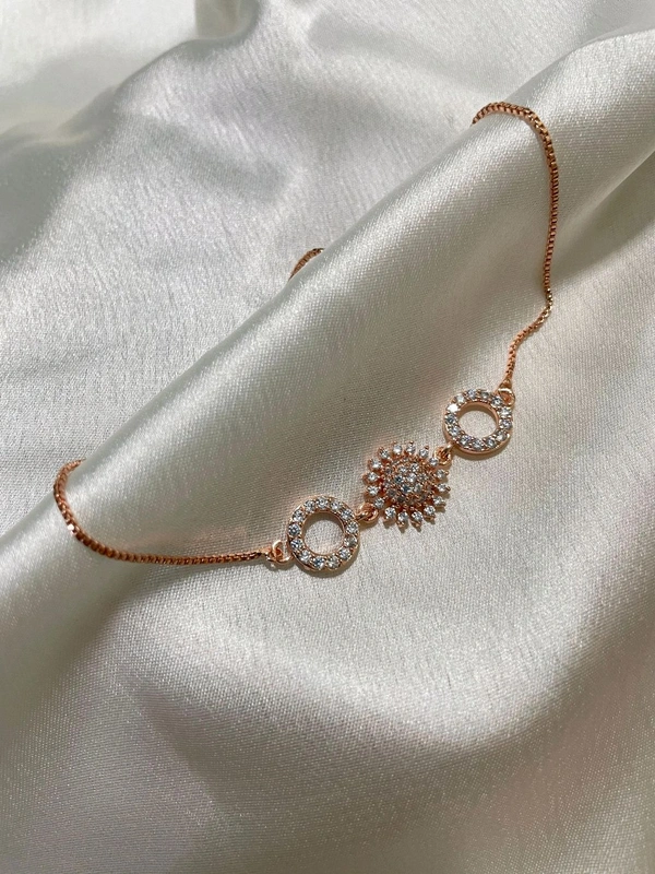 Circle Studded Adjustable Bracelet 