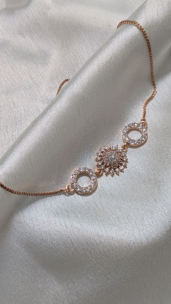 Circle Studded Adjustable Bracelet 