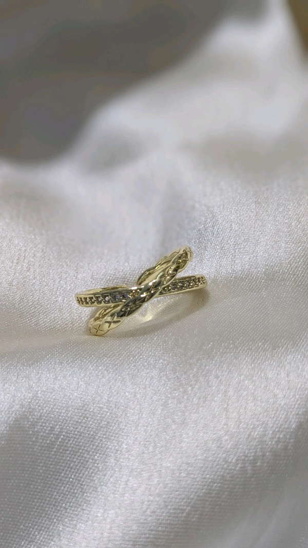 Criss Cross Rings