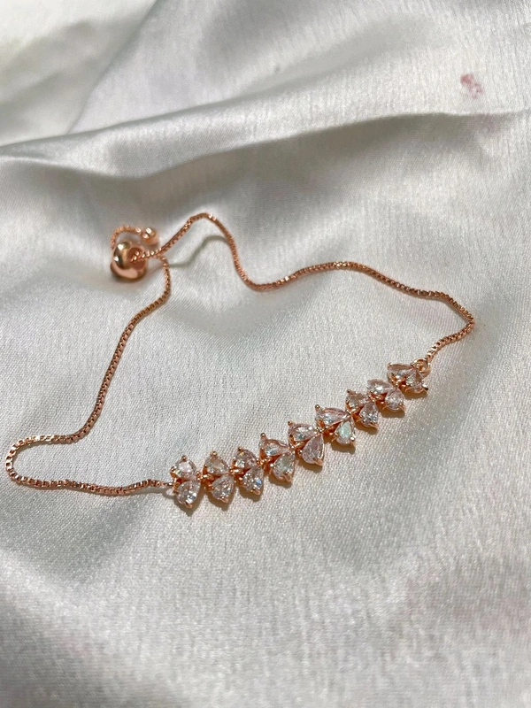 Jiya Adjustable Bracelet 
