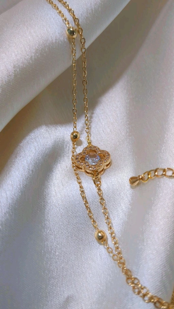 Clover Chain Bracelet 