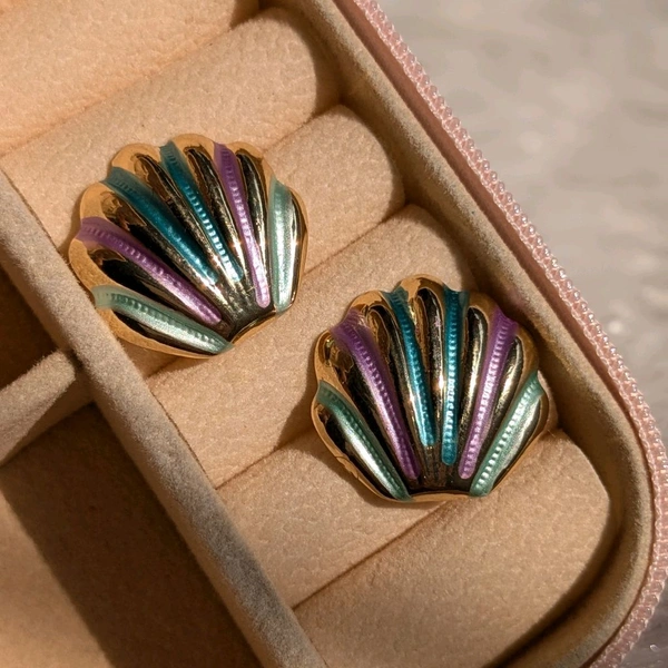 Shell Earrings 