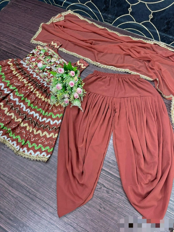 Top-Dhoti Set With Dupatta
