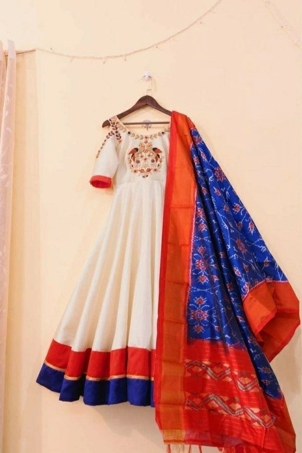 Slub Cotton Gown With Dupatta