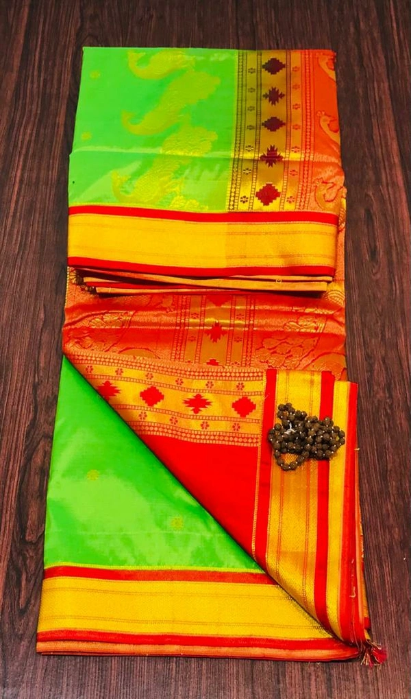 Mayuri 9war Paithani