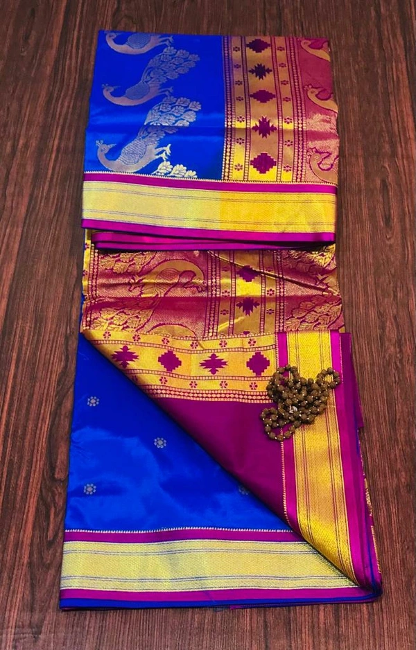Mayuri 9war Paithani