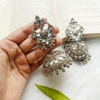 Kundan Studded Jhumki