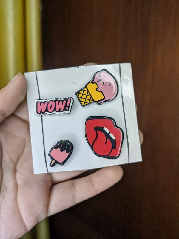 Brooches Set Of 4