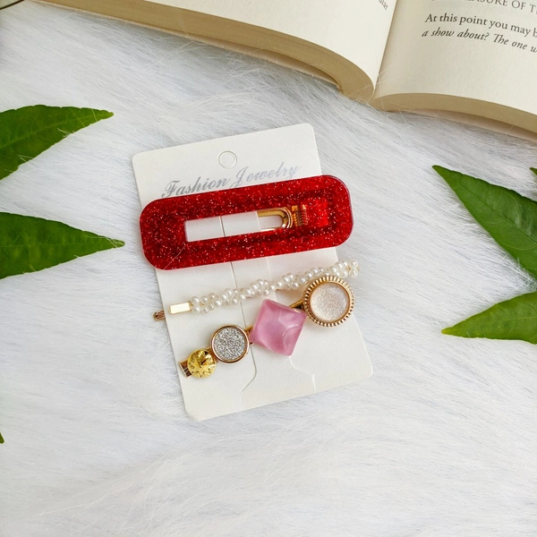 Set Of 3 Hair Clips 