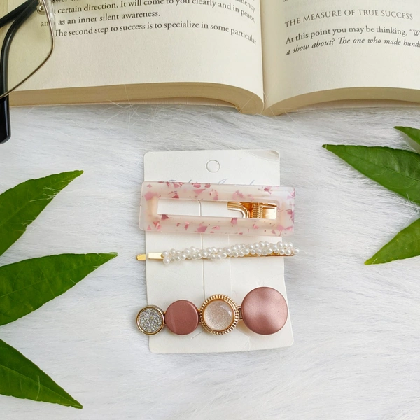 Set Of 3 Hair Clips 