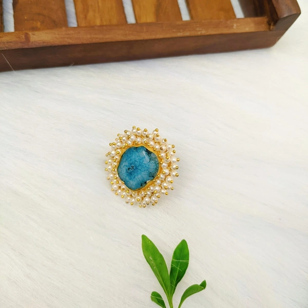 Druzzy Stone Ring - adjustable, sky blue