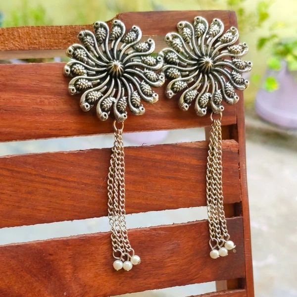 Round Stud Earrings