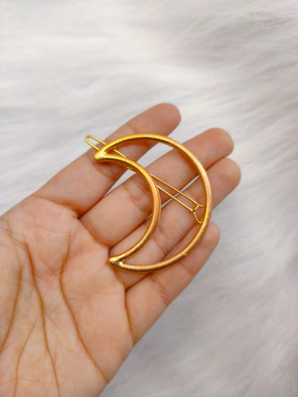 Moon Hair Clip 