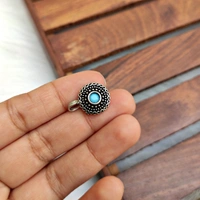 Round Nosepin - white
