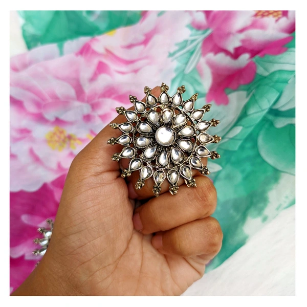White Kundan Ring 