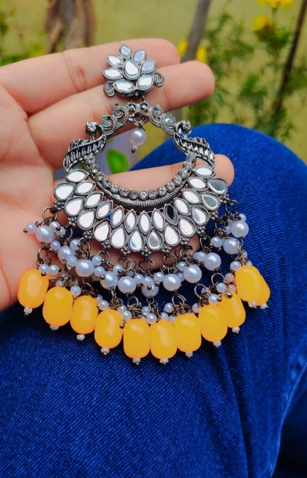 Black Metal Sheesha Kundan Chandbaali  - mustard yellow