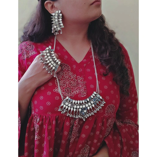 Long Mirror Necklace With Earrings And Ring 