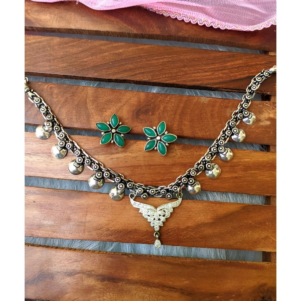Fusion Necklace With Earrings  - Green 