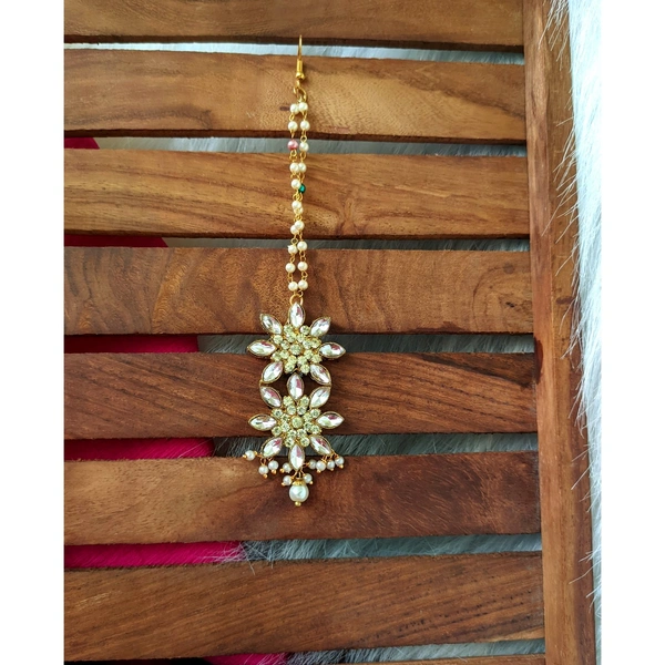 Kundan Mangtika 